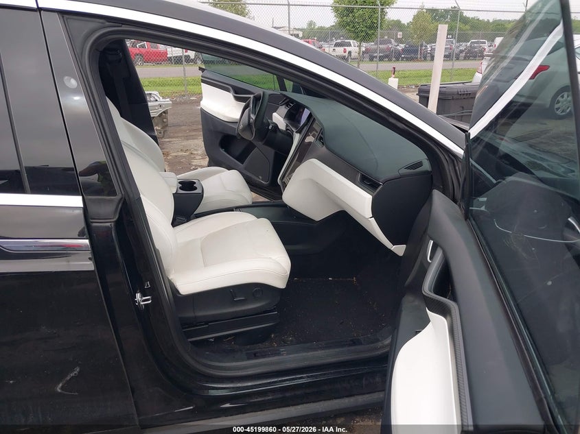 2018 TESLA MODEL X auction photo 5