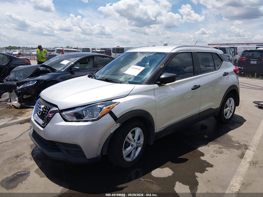 2019 NISSAN KICKS auction photo 2