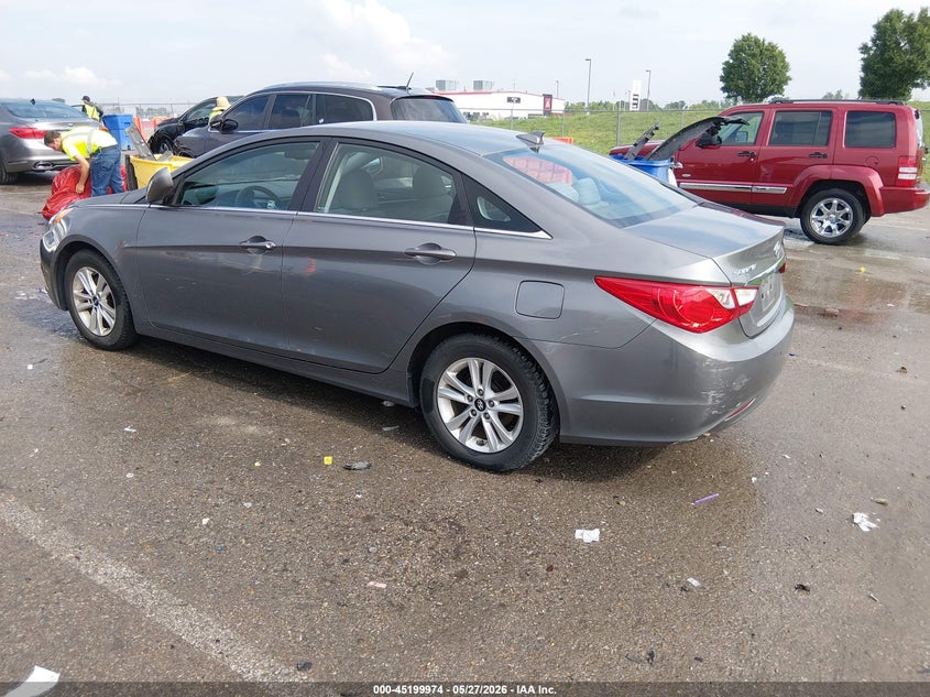 2013 HYUNDAI SONATA auction photo 3