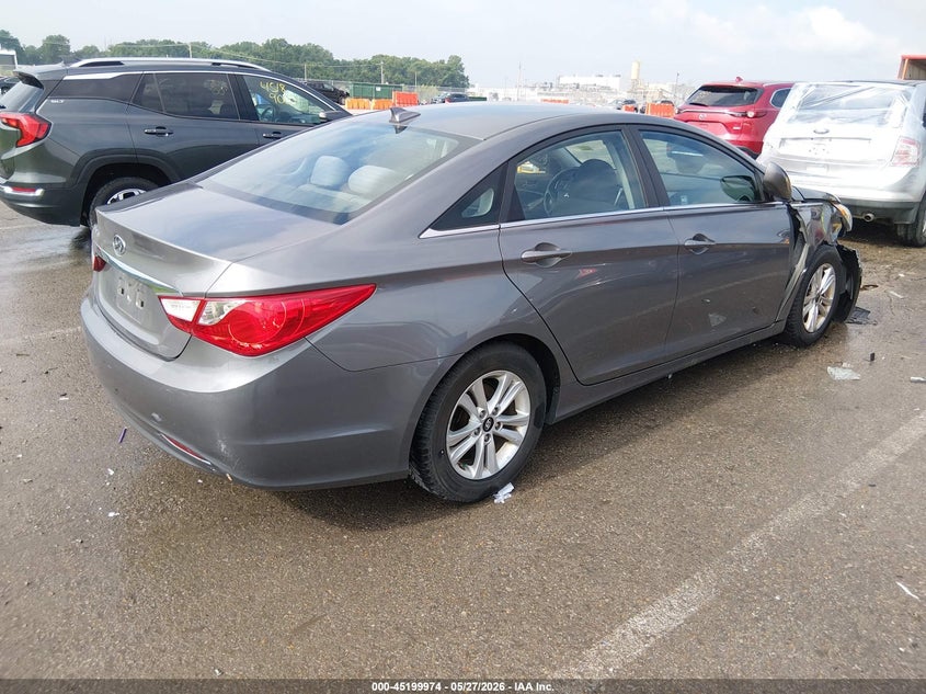 2013 HYUNDAI SONATA auction photo 4