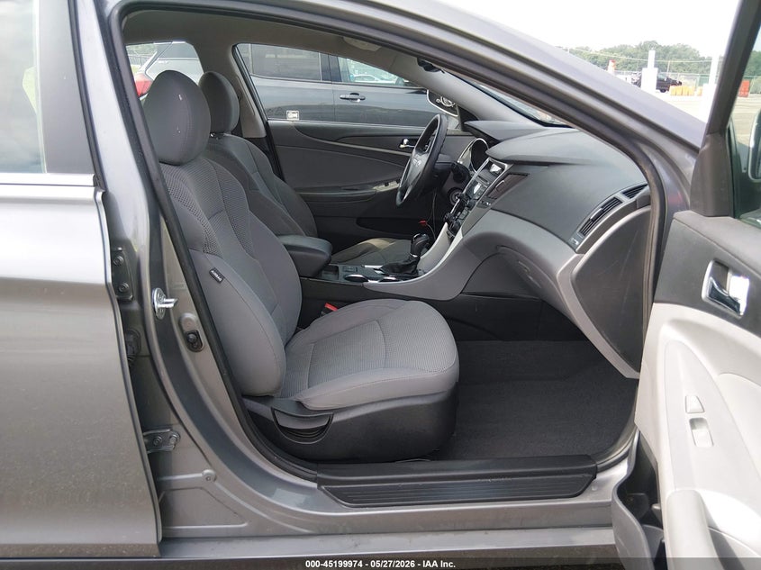 2013 HYUNDAI SONATA auction photo 5