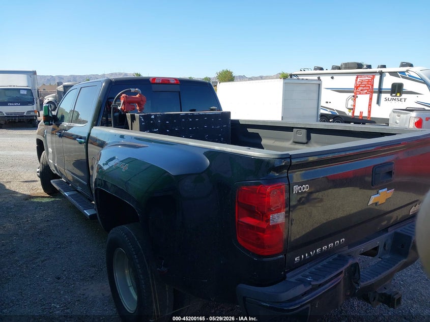 Chevrolet Silverado 3500Hd - фото 3