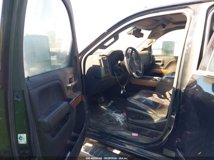 Chevrolet Silverado 3500Hd - фото 6