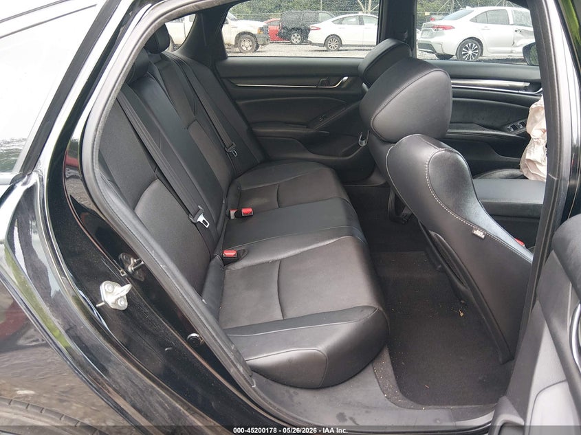 2019 HONDA ACCORD auction photo 8