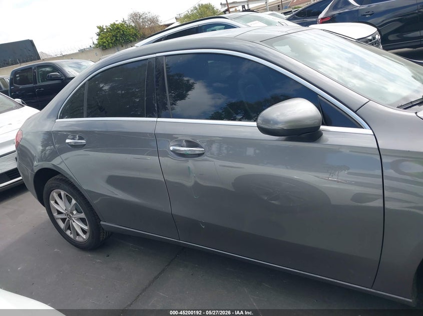 2019 Mercedes-Benz A 220 VIN: WDD3G4EB4KW033292 Lot: 45200192
