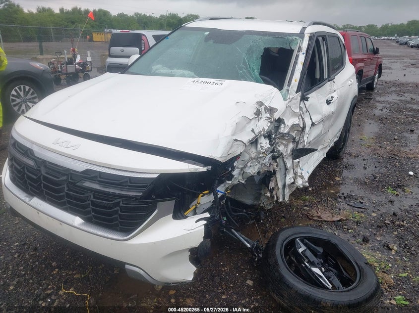 2025 KIA SELTOS auction photo 6