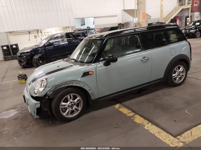 2013 MINI CLUBMAN auction photo 2