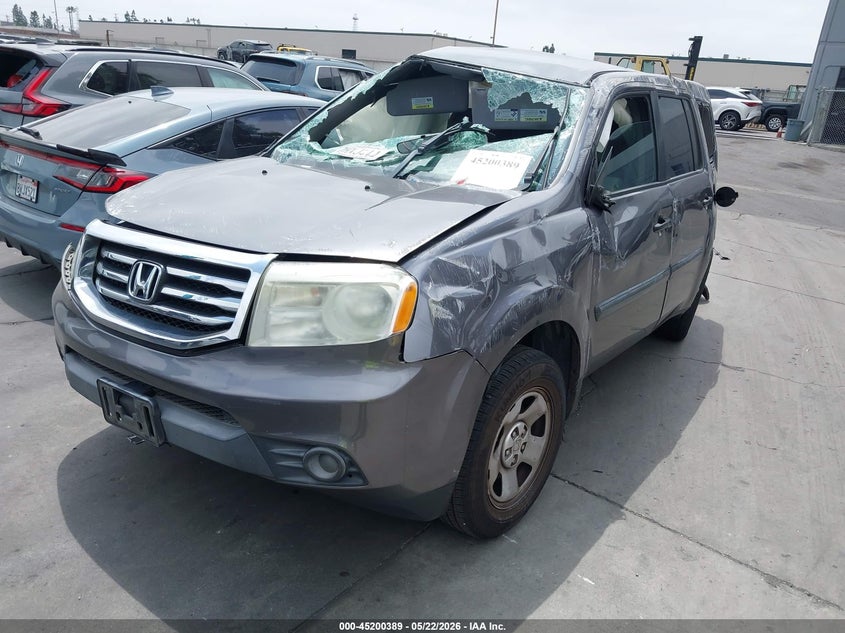 Vin: 5fnyf3h28fb018071, lot: 45698117, honda pilot lx 20152