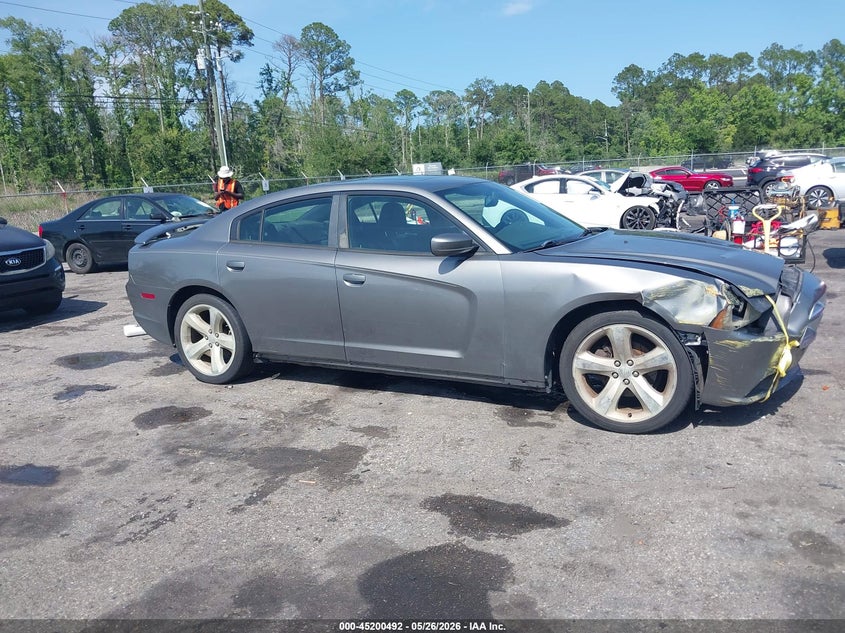 2C3CDXHG4CH271823 2012 Dodge Charger 3.6 Sxt grey