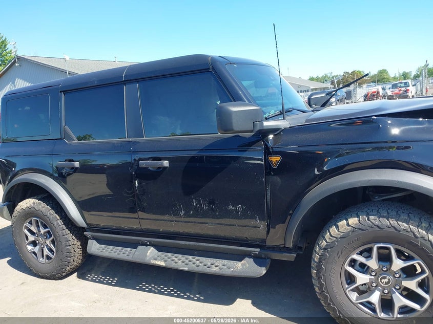 2025 Ford Bronco Badlands VIN: 1FMEE9BP8SLB25122 Lot: 45200537