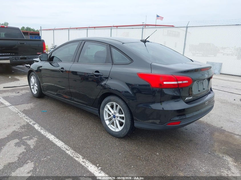 Vin: 1fadp3f23fl234007, lot: 45698304, ford focus se 20153