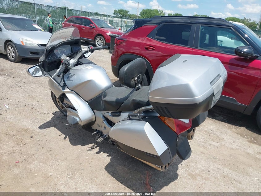 2007 HONDA ST SPORT_BIKE 4