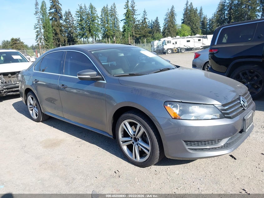 2014 VOLKSWAGEN PASSAT 1.8T SE