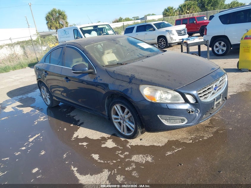 2013 VOLVO S60 T5/T5 PLATINUM/T5 PREMIER/T5 PREMIER PLUS