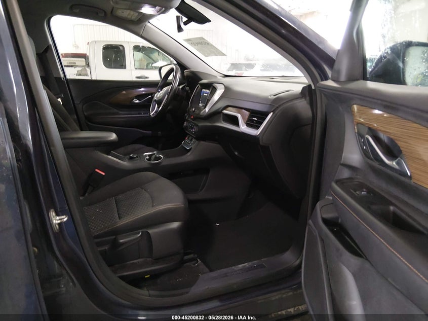 2019 GMC TERRAIN auction photo 5