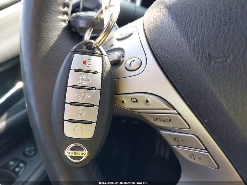 2018 Nissan Murano Platinum VIN: 5N1AZ2MH2JN108660 Lot: 45200852