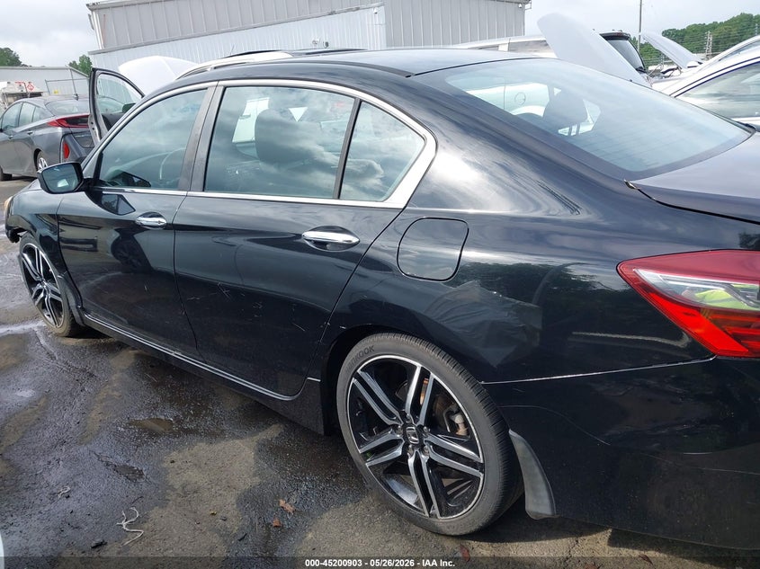 2017 HONDA ACCORD SPORT — Photo 15