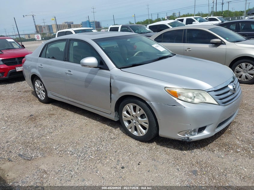 2011 TOYOTA AVALON