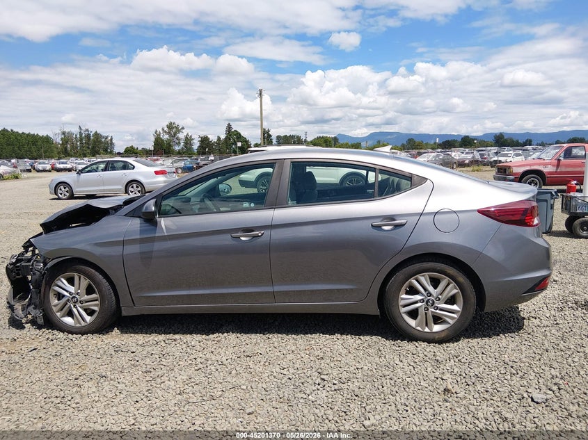VIN 5NPD84LF5KH475490 2019 HYUNDAI ELANTRA SEL