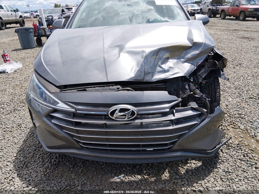 VIN 5NPD84LF5KH475490 2019 HYUNDAI ELANTRA SEL