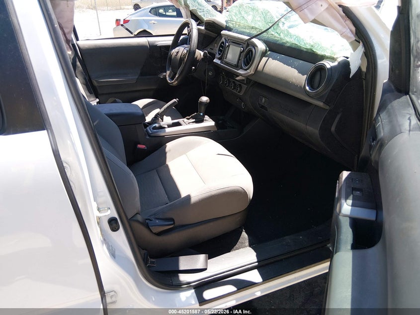2017 TOYOTA TACOMA auction photo 5