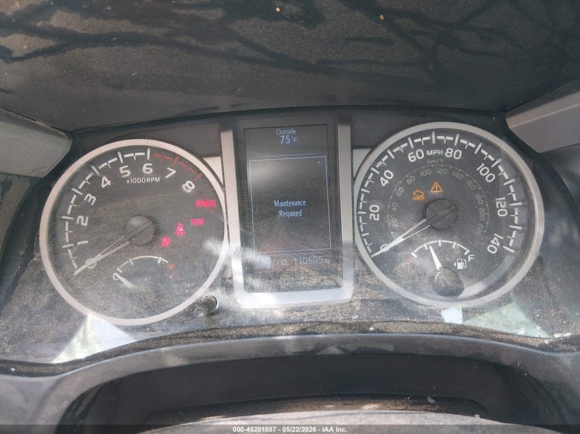 2017 TOYOTA TACOMA auction photo 7