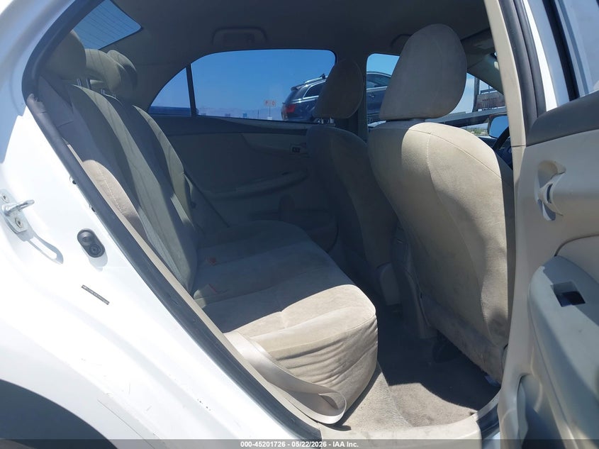 2009 TOYOTA COROLLA auction photo 8