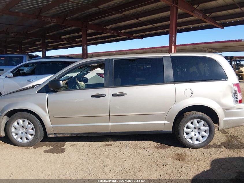 2008 Chrysler Town & Country Lx VIN: 2A8HR44H48R625690 Lot: 45201964