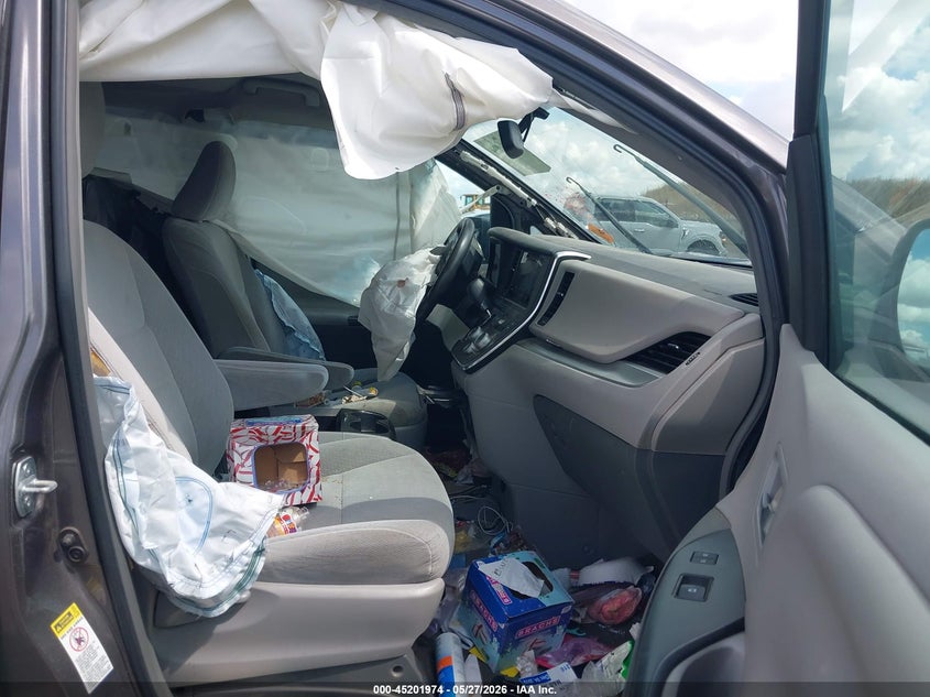 2015 TOYOTA SIENNA VAN 3.5L V-6 DOHC, VVT, 266HP