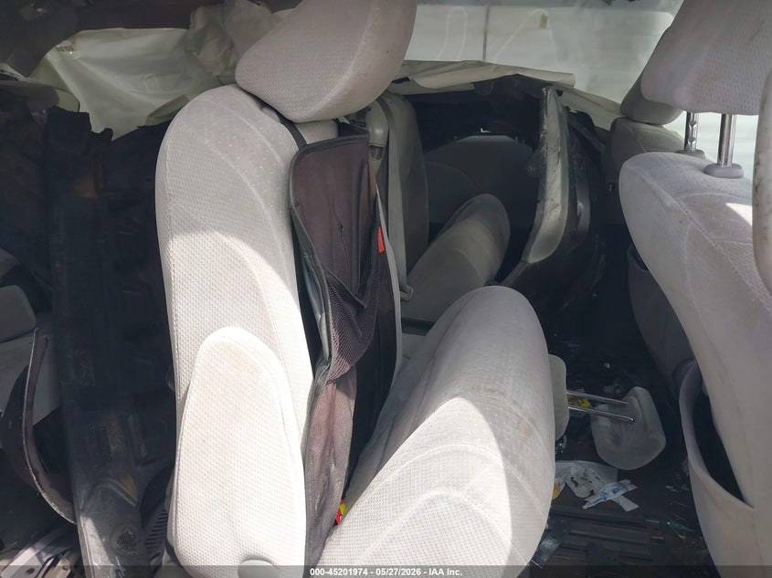 2015 TOYOTA SIENNA VAN 3.5L V-6 DOHC, VVT, 266HP