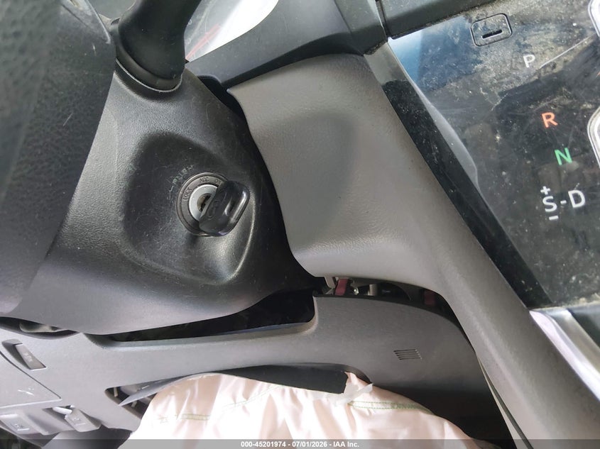 2015 TOYOTA SIENNA VAN 3.5L V-6 DOHC, VVT, 266HP