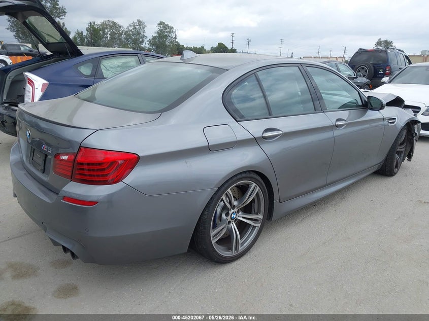 Vin: wbsfv9c54ed594057, lot: 45699795, bmw m5 20144