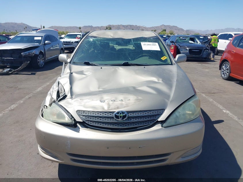 2004 Toyota Camry Le/Xle VIN: JTDBE32K940276967 Lot: 45202205