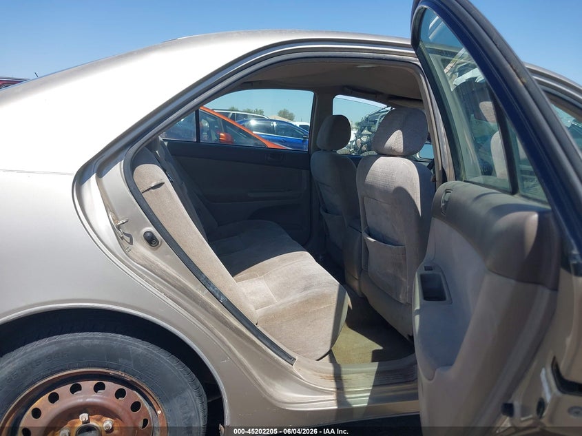 2004 Toyota Camry Le/Xle VIN: JTDBE32K940276967 Lot: 45202205