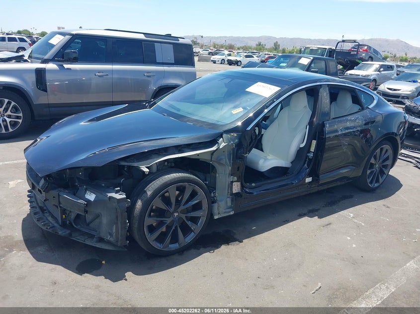 2018 Tesla Model S 100D/75D/P100D VIN: 5YJSA1E25JF248382 Lot: 45202262
