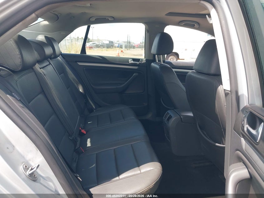 2007 Volkswagen Jetta Wolfsburg Edition VIN: 3VWEG81K07M192900 Lot: 45202311