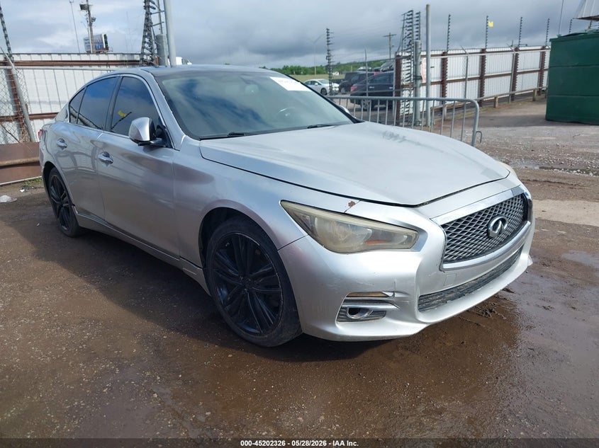 2015 Infiniti Q50