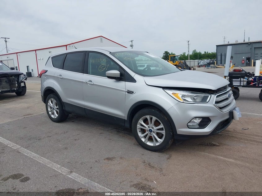 Vin: 1fmcu0gd0kuc23611, lot: 45700113, ford escape se 2019 img_1