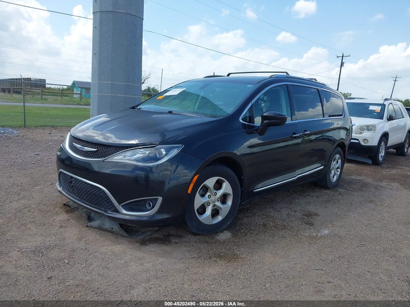 Vin: 2c4rc1eg6hr520814, lot: 45700231, chrysler pacifica touring-l plus 20172