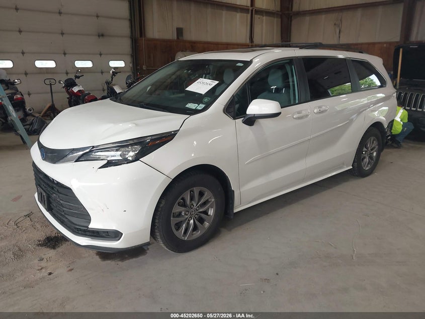 Vin: 5tdbskfcxrs133407, lot: 45700391, toyota sienna le 20242