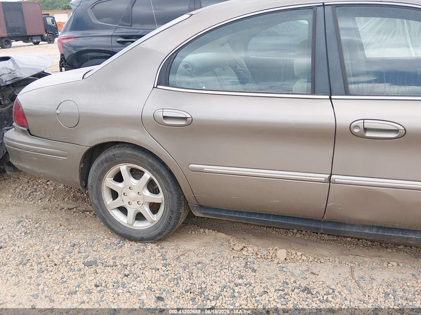 2002 Mercury Sable Gs VIN: 1MEFM50UX2A639707 Lot: 45202688