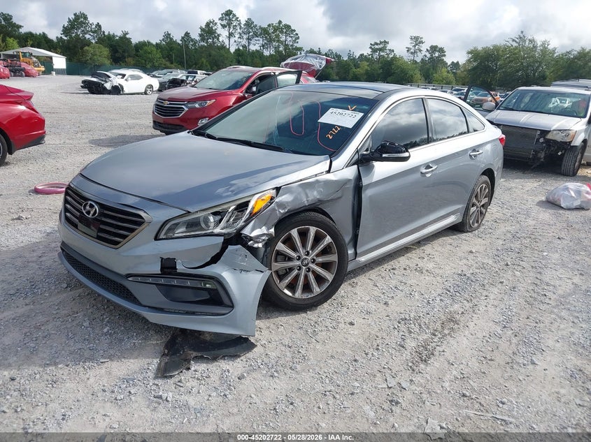 2016 HYUNDAI SONATA auction photo 2
