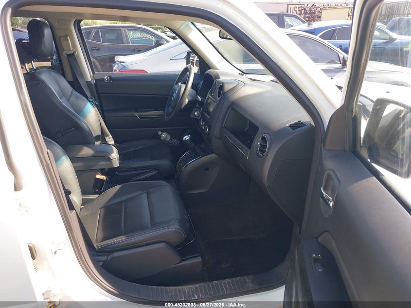 2016 JEEP PATRIOT auction photo 5