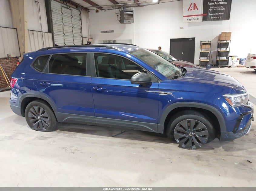 2022 Volkswagen Taos 1.5T S VIN: 3VVMX7B21NM050433 Lot: 45202842