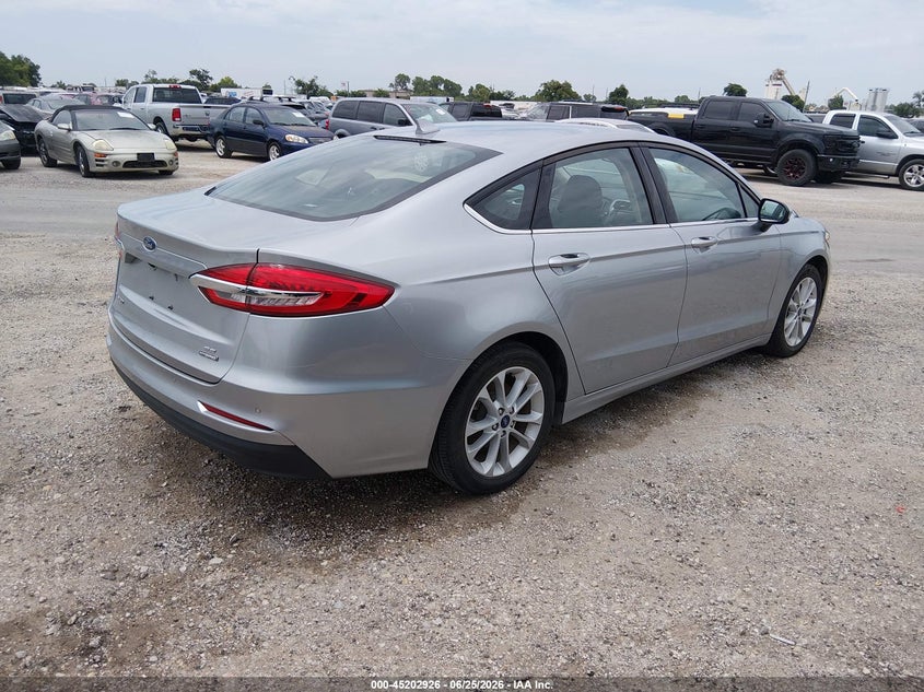 Vin: 3fa6p0lu4lr224743, lot: 45700667, ford fusion hybrid se 20204
