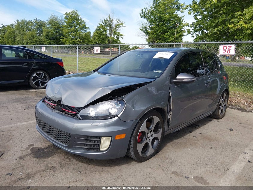 2011 VOLKSWAGEN GTI auction photo 2