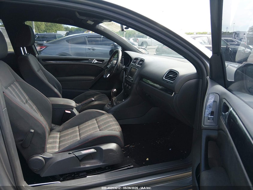2011 VOLKSWAGEN GTI auction photo 5
