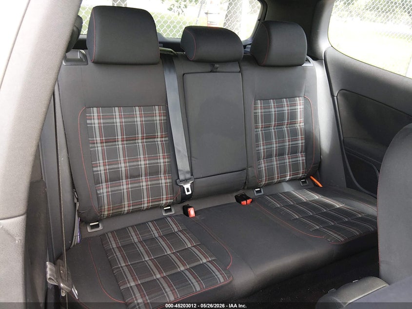 2011 VOLKSWAGEN GTI auction photo 8