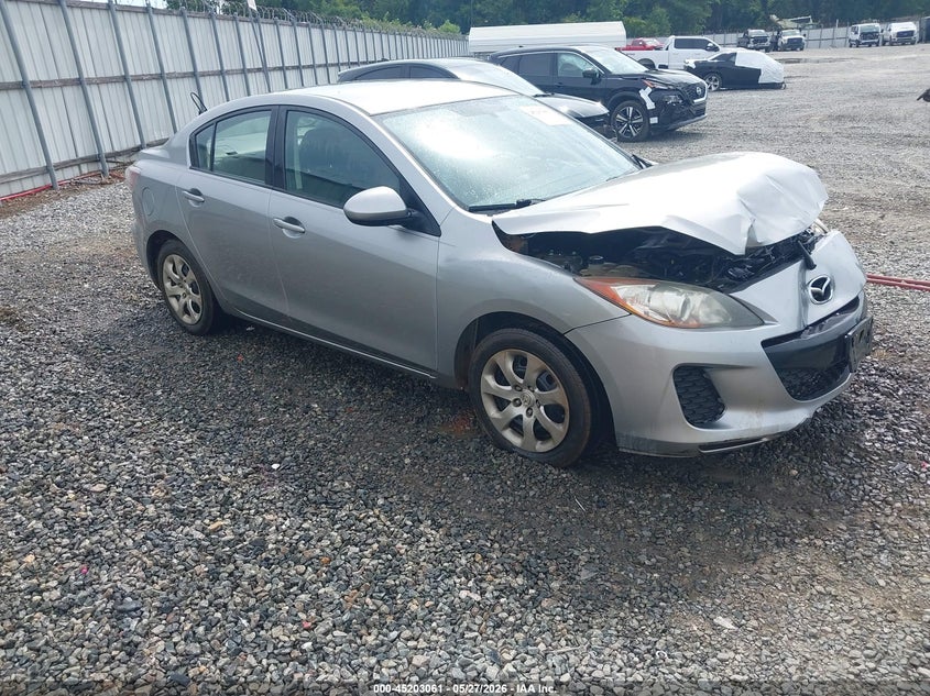 Vin: jm1bl1tf8d1825869, lot: 45700802, mazda mazda3 i sv 2013 img_1