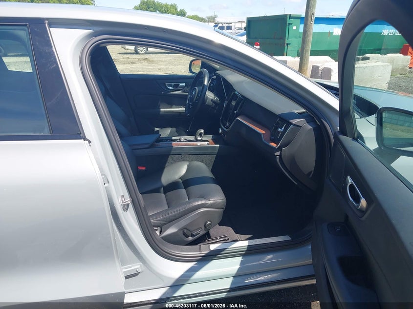 2024 VOLVO S60 auction photo 5